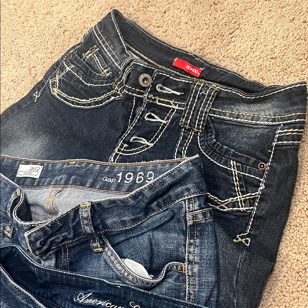 3 pairs of jeans
American Eagle
Gap
Bongo - Picture 5 of 7